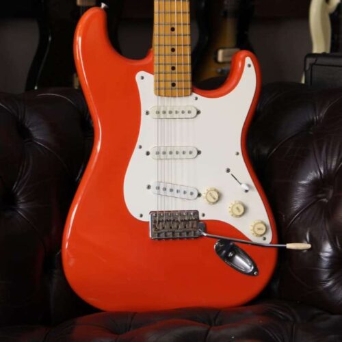 1992 Squier Hank Marvin signature Stratocaster Fiesta red -        Stratocaster