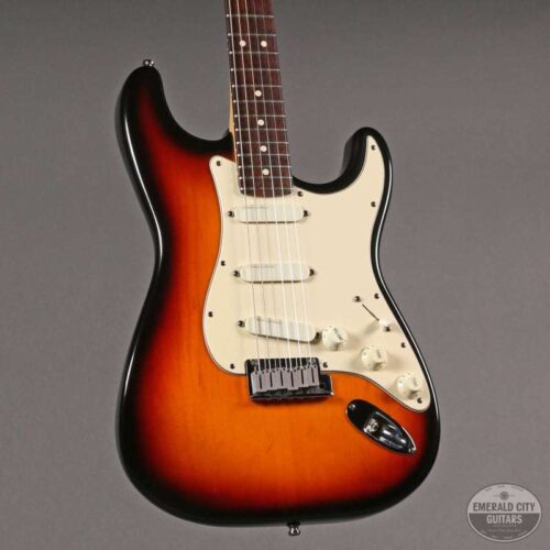 1993 Fender Stratocaster Plus Sunburst -        Stratocaster