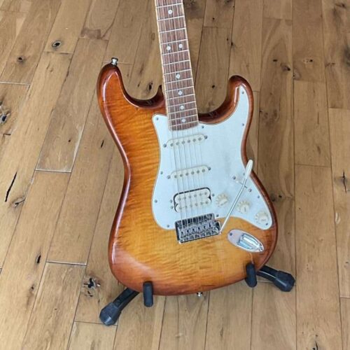 2013 Fender USA Select Stratocaster Nitro - £1800 used Guitar