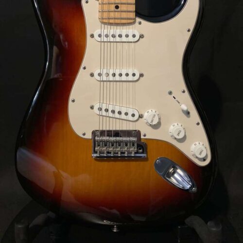 2009 Fender Stratocaster Sunburst -        Stratocaster