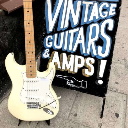 1982 Fender Stratocaster Olympic White -        Stratocaster