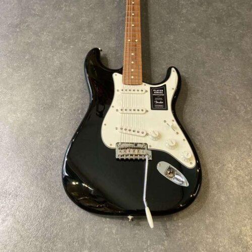 2018 - Present Fender Player Stratocaster with Pau Ferro Fretb... -        Stratocaster