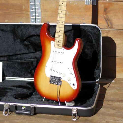 1983 Fender Stratocaster Sienna Burst -        Stratocaster