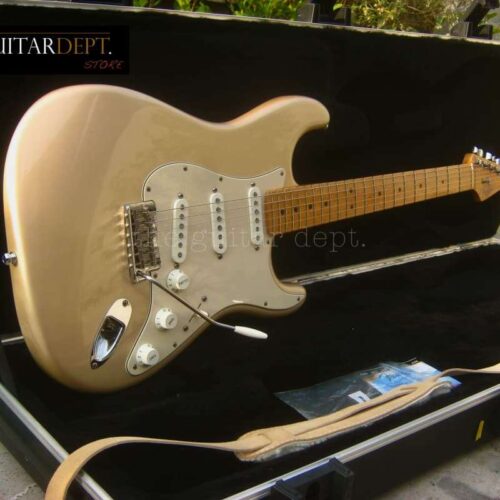 2008 Fender American Standard Stratocaster Blizzard Pearl -        Stratocaster