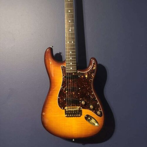 1991 Fender Stratocaster Plus Flame Top Flametop Honeyburst -        Stratocaster