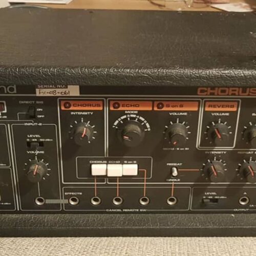 1970s Roland RE-501 Space Echo Tape Delay/Reverb/Chorus Black -         Chorus   Analogue Delay