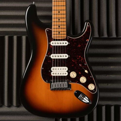 1996 - 2000 Fender US Lone Star Stratocaster with Maple Fretbo... -        Stratocaster