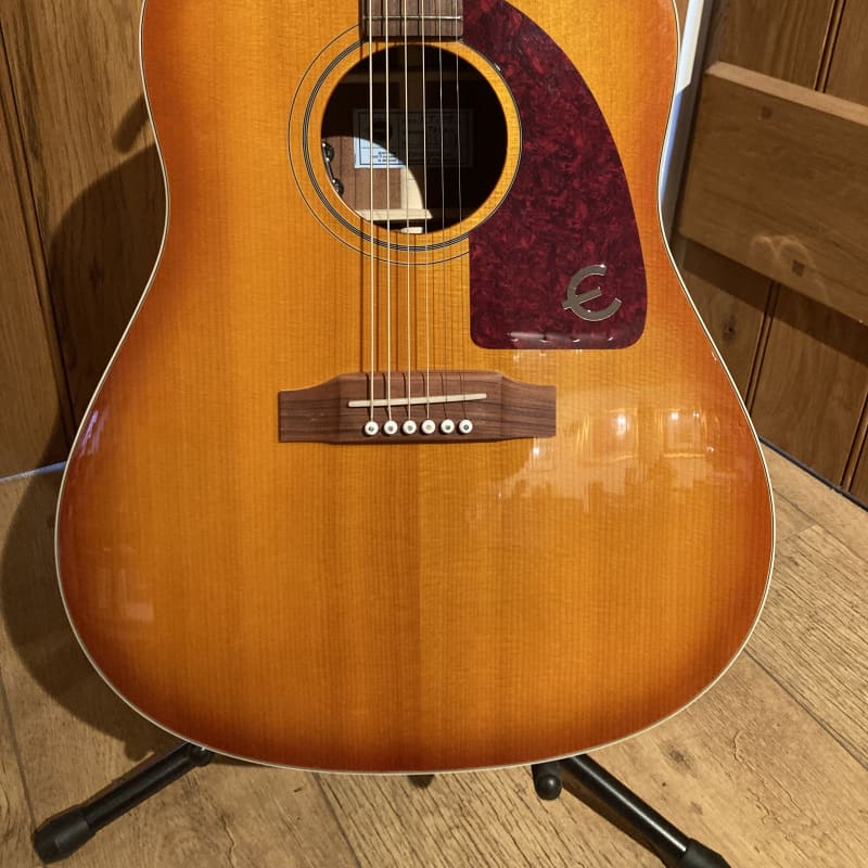 2018 Epiphone Texan Peter Frampton Sunburst - £680 used Guitar