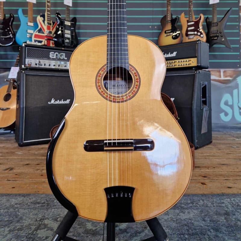 2009 Bellucci #811 Gloss Natural - £1400 used Guitar