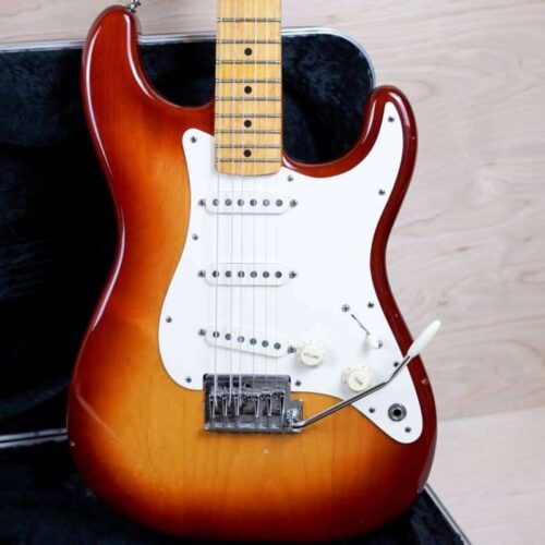 1983 Fender "Dan Smith" Stratocaster Sienna Sunburst -        Stratocaster