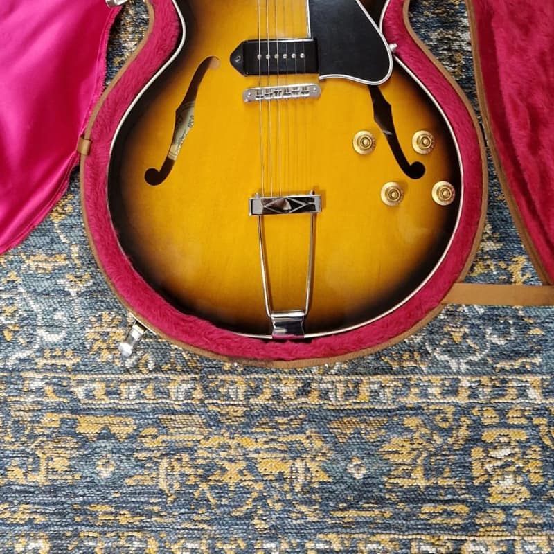 1991 - 2003 Gibson ES-135 P-100 Vintage Sunburst - £2500 used Guitar