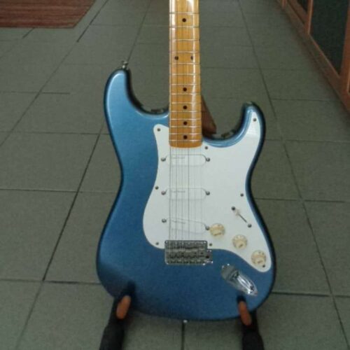 1995/6 Fender Stratocaster Metallic blue -        Stratocaster