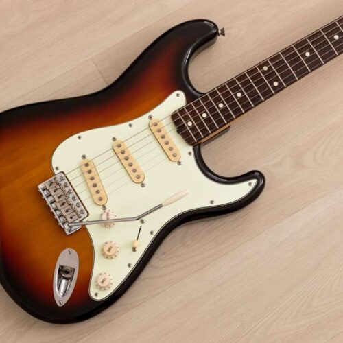 1997 Fender '62 Stratocaster ST62-53 Sunburst -        Stratocaster