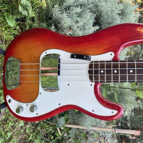 1970 - 1983 Fender Precision Bass with Rosewood Fretboard Cher... -         Precision Bass