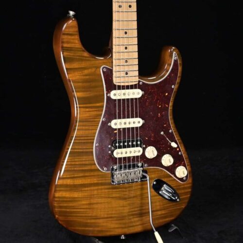 Fender Rarities Flame Maple Top Stratocaster Golden Brown [SN ... -        Stratocaster