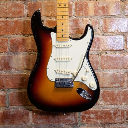 2022 Fender Stratocaster Burst - £1695 used Guitar