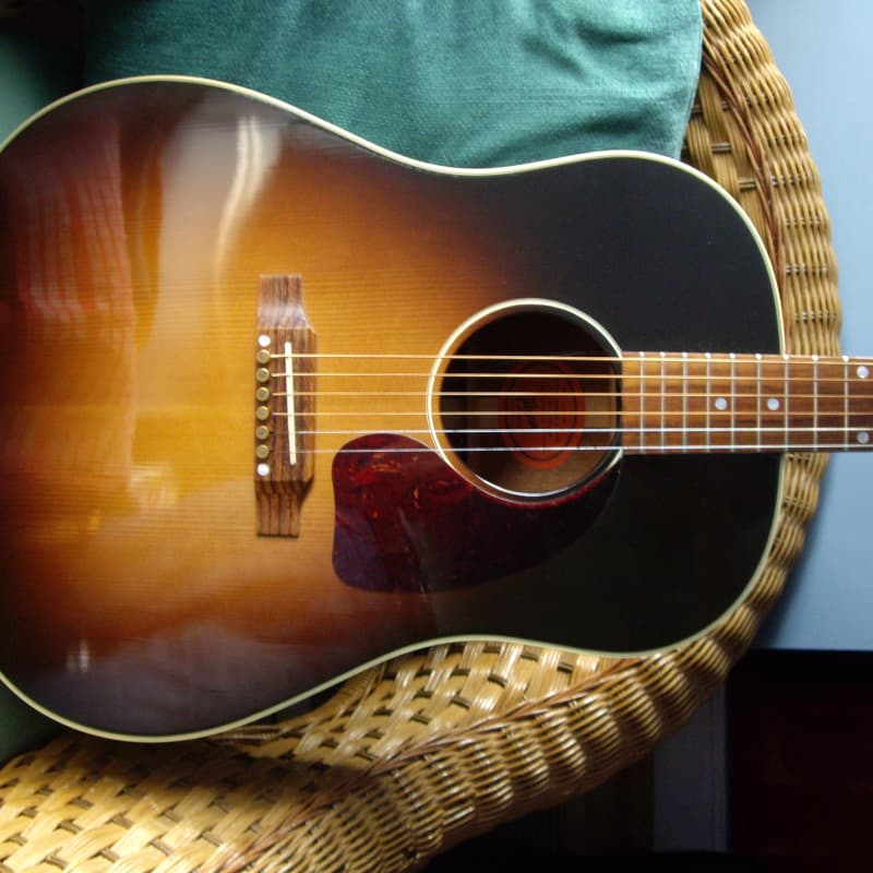 2012 Gibson J-45TV True Vintage Sunburst - £3150 used Guitar