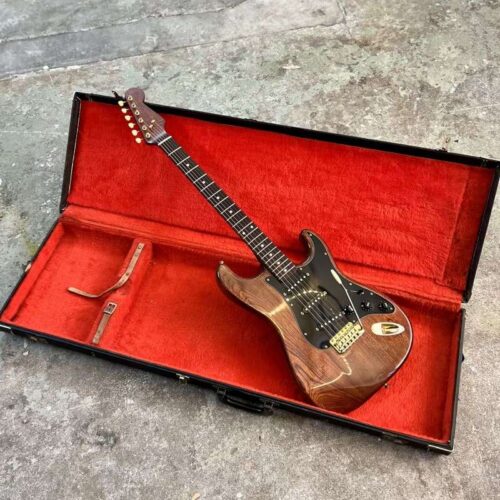 1990 Fender Stratocaster Walnut -        Stratocaster