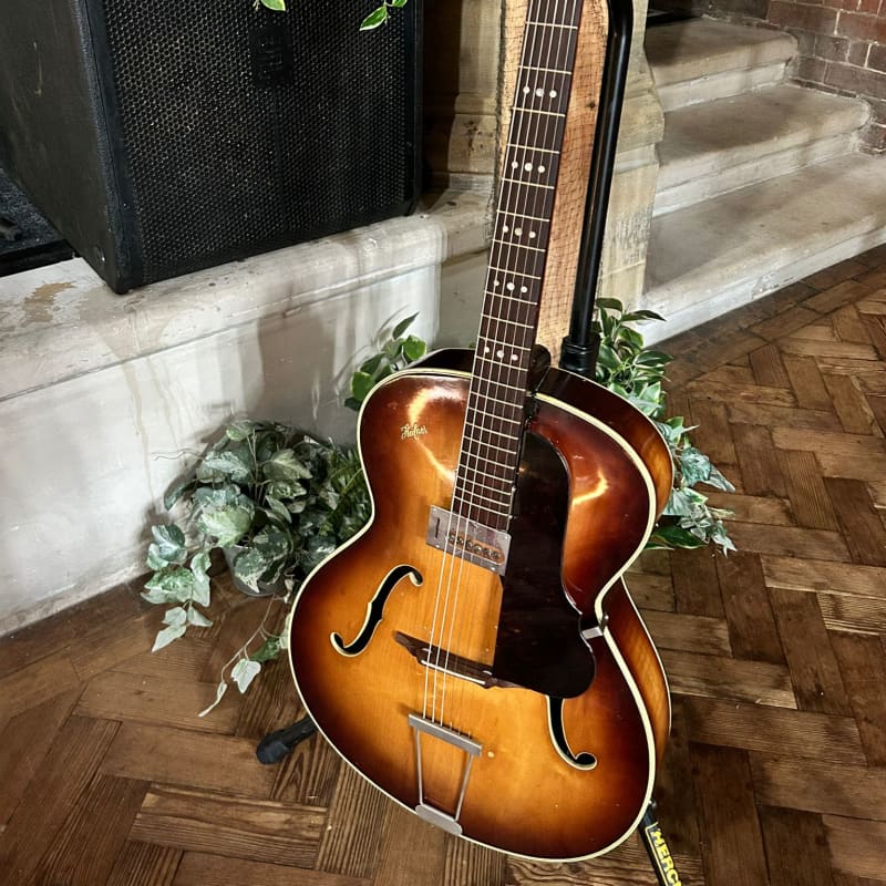 1958 Hofner Senator Sunburst - £675 used Guitar