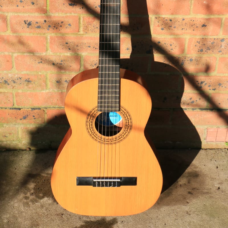 1970s BM CLASICO Natural Gloss - £80 used Guitar