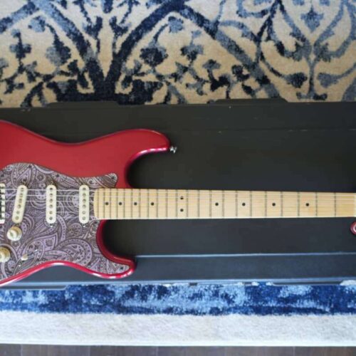 2010 - 2018 Fender American Special Stratocaster with Maple Fr... -        Stratocaster