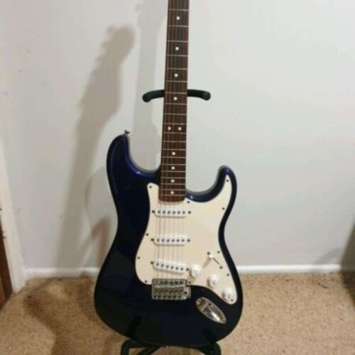 2000-2001 Fender Stratocaster Midnight Blue -        Stratocaster