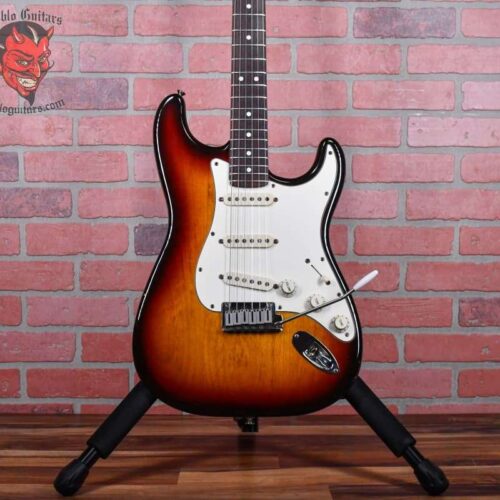 1988 Fender Standard Stratocaster with Rosewood Fretboard Brow... -        Stratocaster