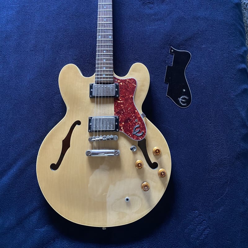 2008 - 2019 Epiphone The Dot Natural - £265 used Guitar