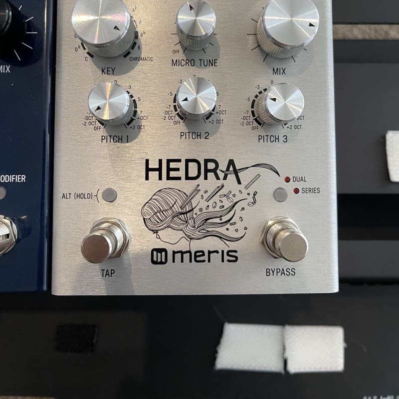 used 2019 Meris Hedra 3-Voice Rhythmic Pitch Shifter Silver - Effect Pedal