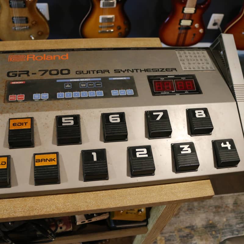 used Roland GR-700 Grey - Effect Pedal