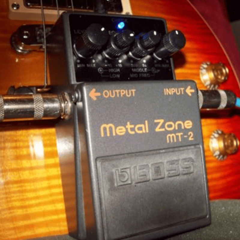 used Boss MT-2 Metal Zone (Silver Label) Black - Effect Pedal