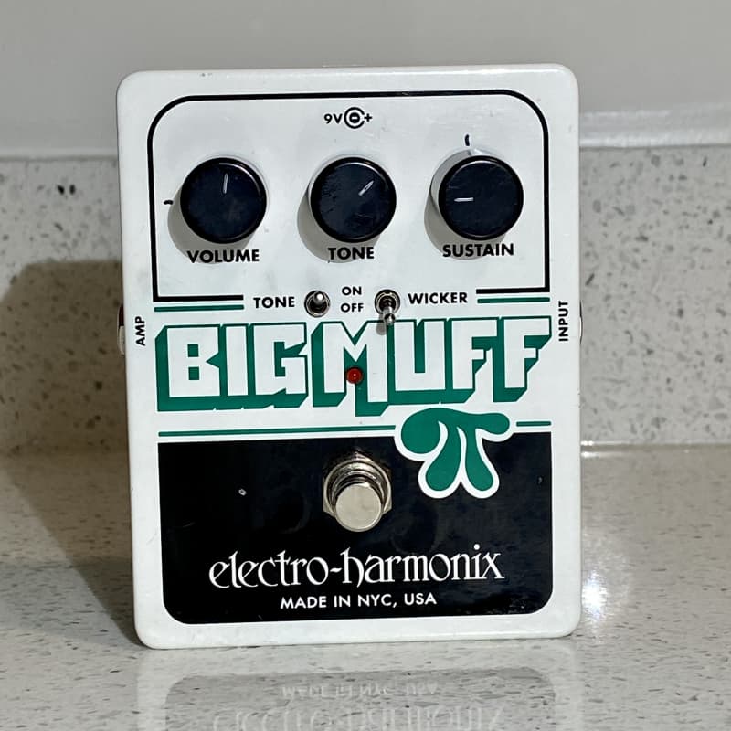 used ~2020 Electro-Harmonix Big Muff Pi with Tone Wicker none - Effect Pedal