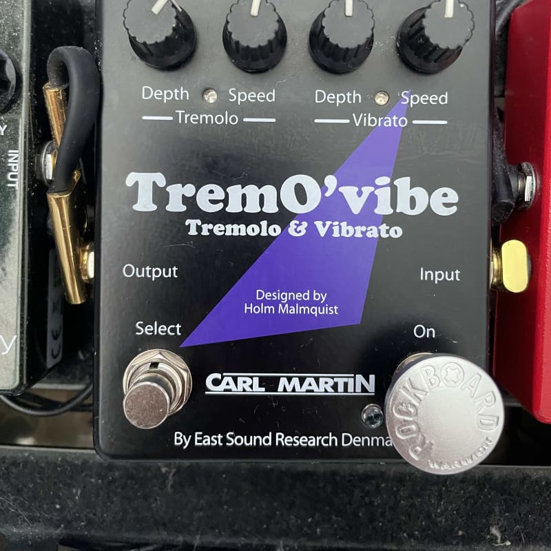 used 2010s Carl Martin TremO'Vibe Black - Effect Pedal