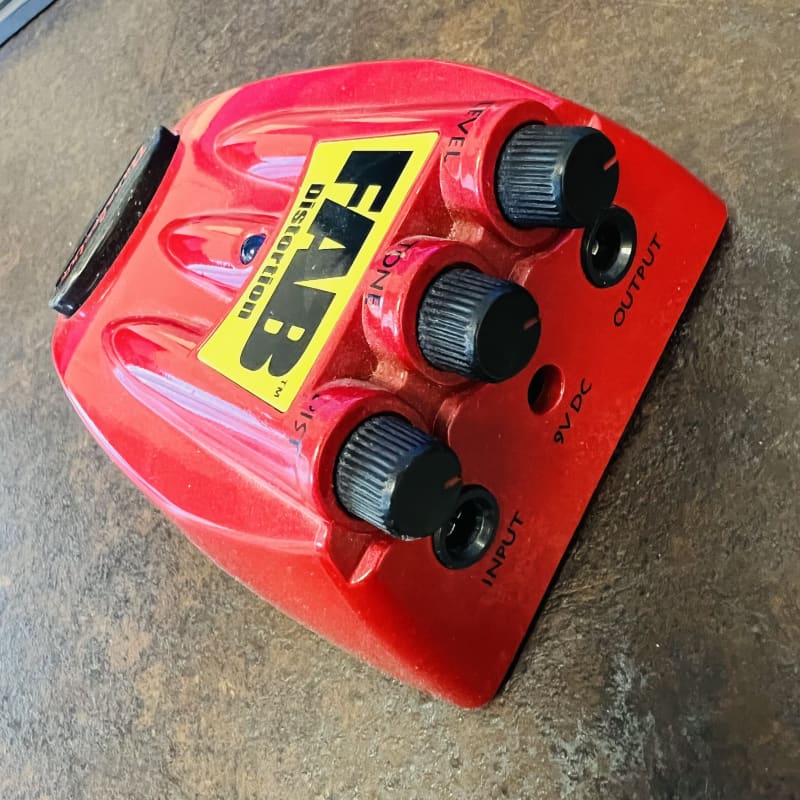 used 2000s Danelectro Fab Distortion Red - Effect Pedal