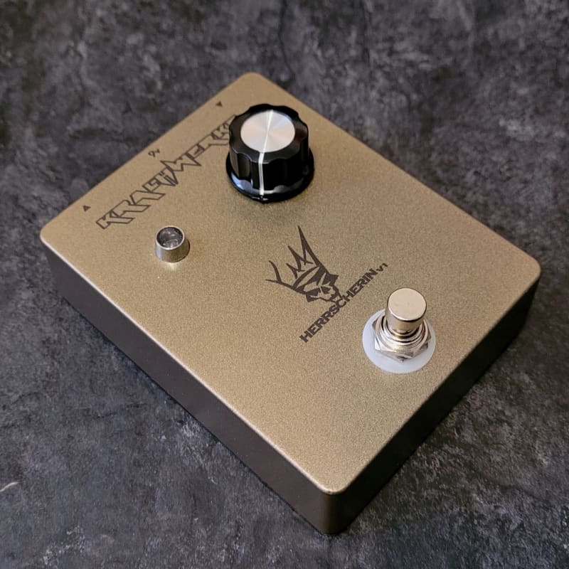 used 2022 Krachwerke Herrscherin V1 Gold Enclosure for bass and gui... - Effect Pedal