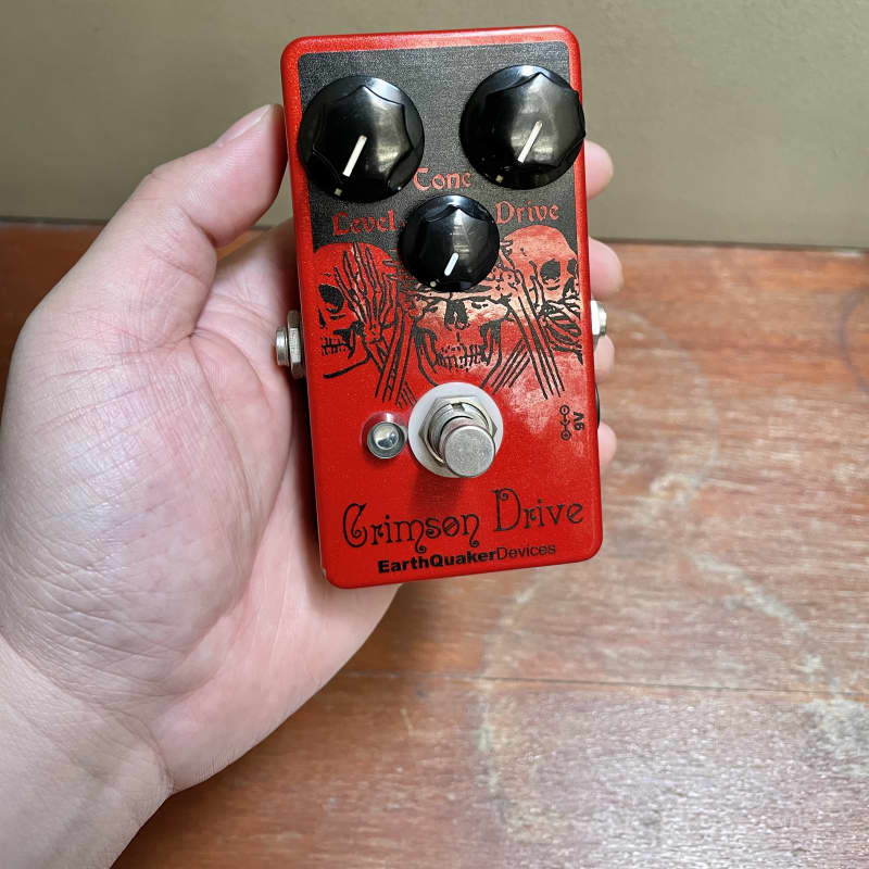 used 2007 - 2015 EarthQuaker Devices Crimson Drive Candy Apple Red ... - Effect Pedal