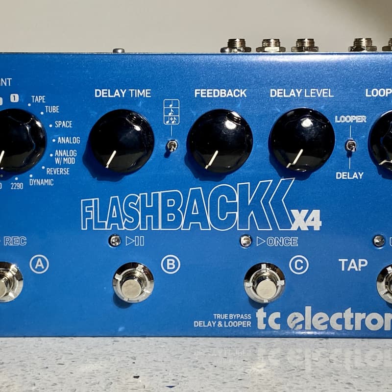 used ~2020 TC Electronic Flashback X4 Delay none - Effect Pedal