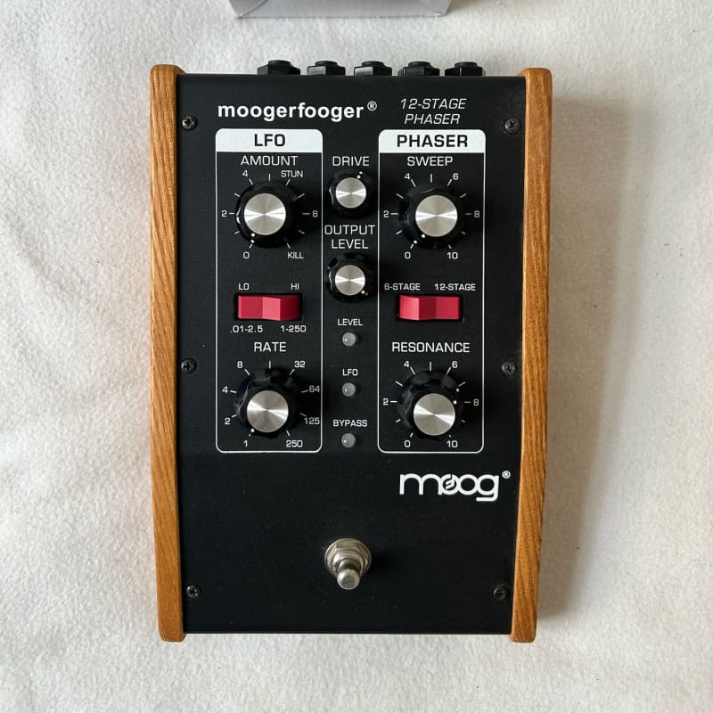 used 1999 - 2018 Moog MF-103 Moogerfooger 12-Stage Phaser Black - Effect Pedal