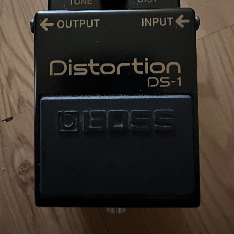 used 2017 Boss DS-1-4A Distortion 40th Anniversary Edition Black - Effect Pedal