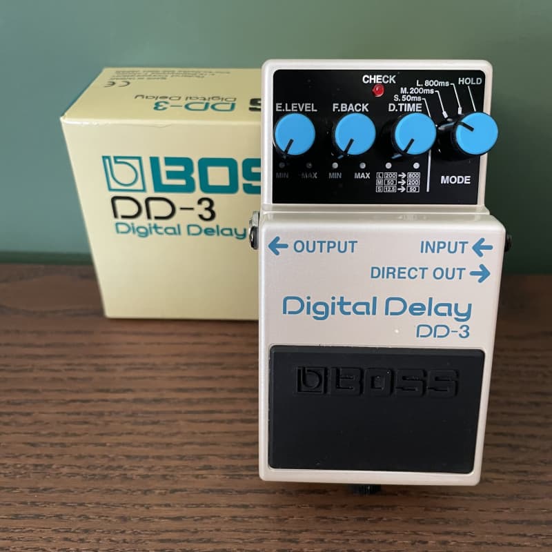 used 2001 - Present Boss DD-3(b) Digital Delay White - Effect Pedal