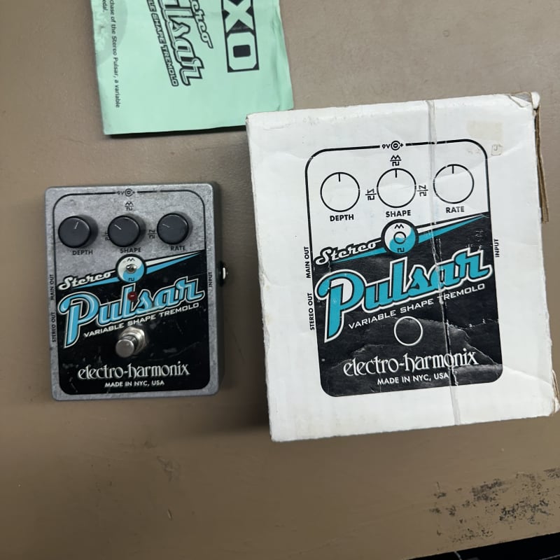 used 2007 - Present Electro-Harmonix Stereo Pulsar Analog Tremolo Blue - Effect Pedal