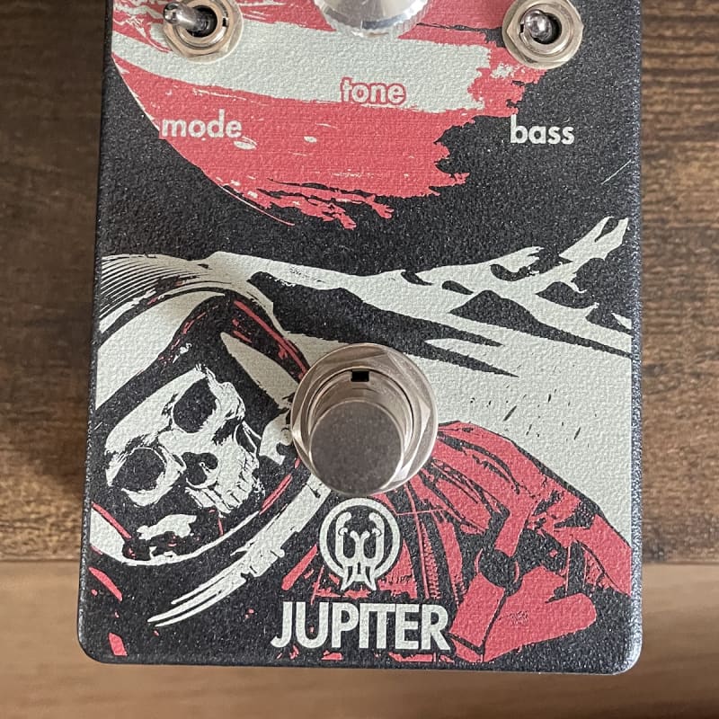 used 2017 - Present Walrus Audio Jupiter Multi-Clip Fuzz V2 Grey / Red - Effect Pedal