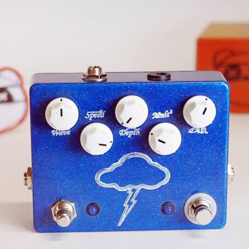 used 2010s Throne Room Pedals Tremolo Blue - Effect Pedal