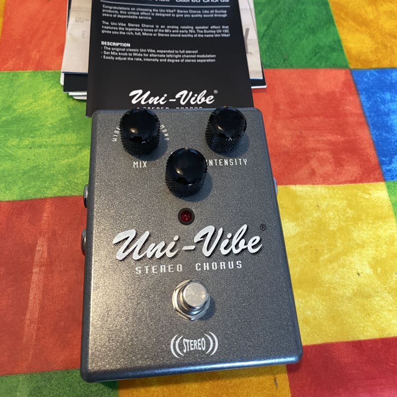 used 2001 - 2005 Dunlop UV1SC Uni-Vibe Stereo Chorus Hammered Metal - Effect Pedal