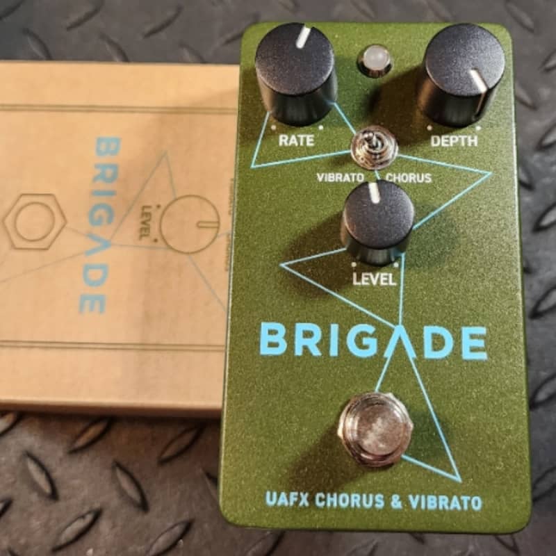 used 2023 - Present Universal Audio Brigade Chorus & Vibrato Green - Effect Pedal