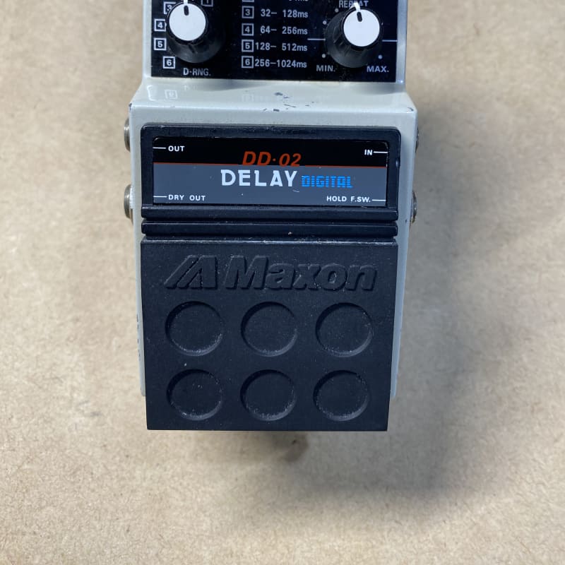 used 1980s Maxon DD-02 Digital Delay White - Effect Pedal