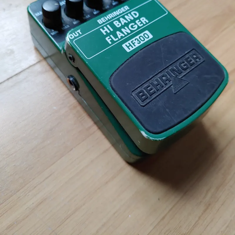 used 2010s Behringer HF300 Hi Band Flanger Green - Effect Pedal