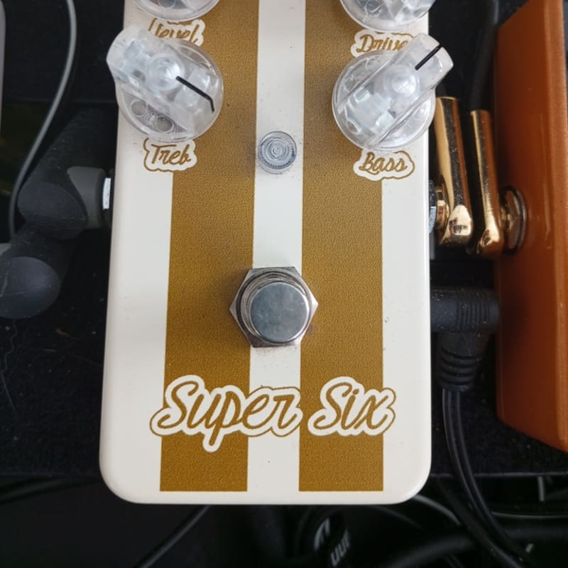 used 2016 - Present Lovepedal Super Six Stevie Mod White / Yellow - Effect Pedal