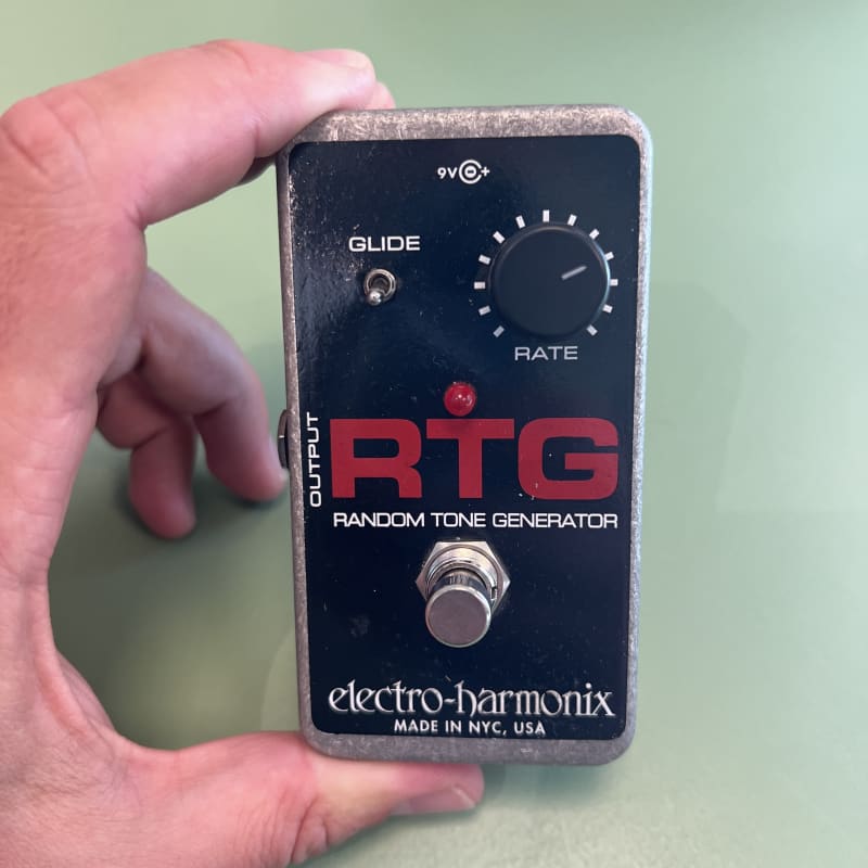 used 2013 - 2019 Electro-Harmonix RTG Random Tone Generator Black /... - Effect Pedal