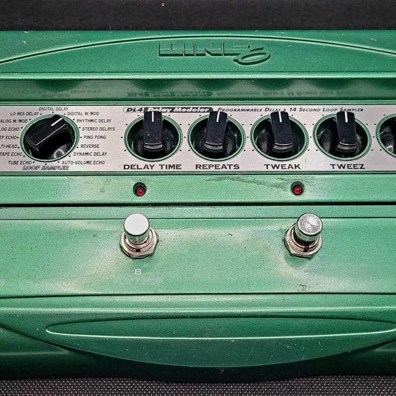 used 1999 - 2021 Line 6 DL4 Delay Modeler Green - Effect Pedal